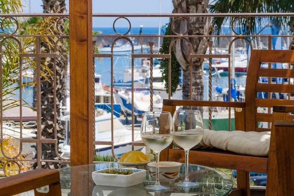 Dom wakacyjny Willa Casa Delle Zammare Fronte Mare Centro Storico Riposto