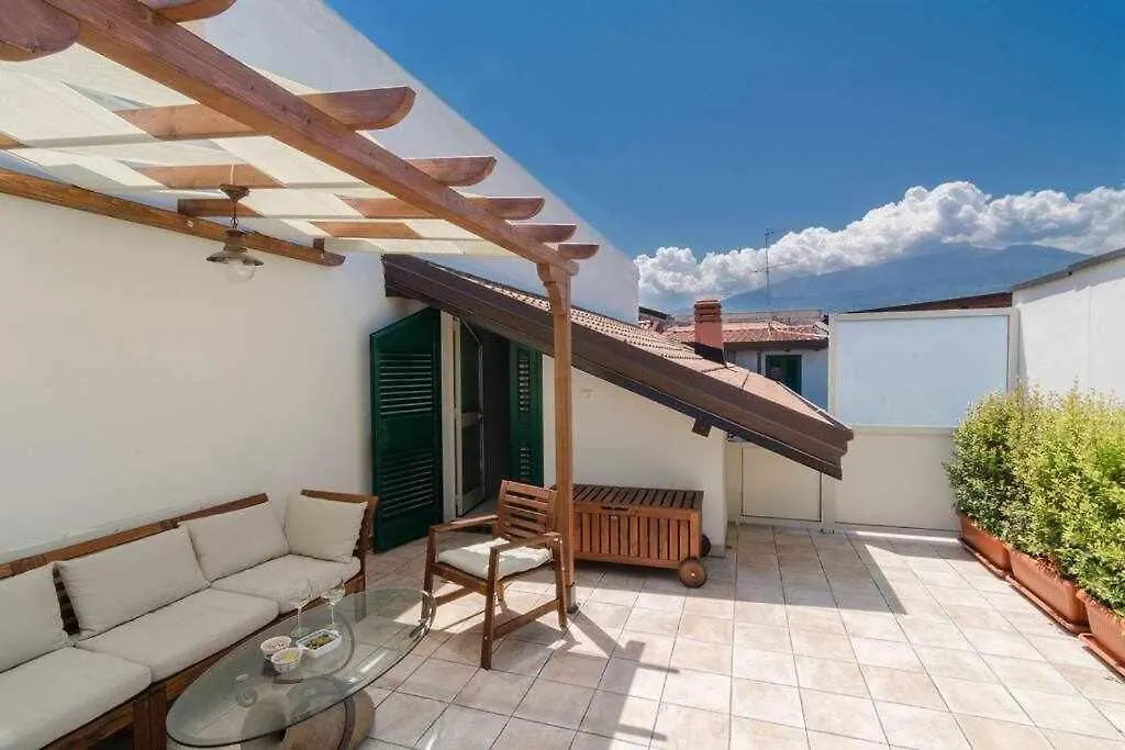 Casa Delle Zammare Fronte Mare Centro Storico 0*, Riposto