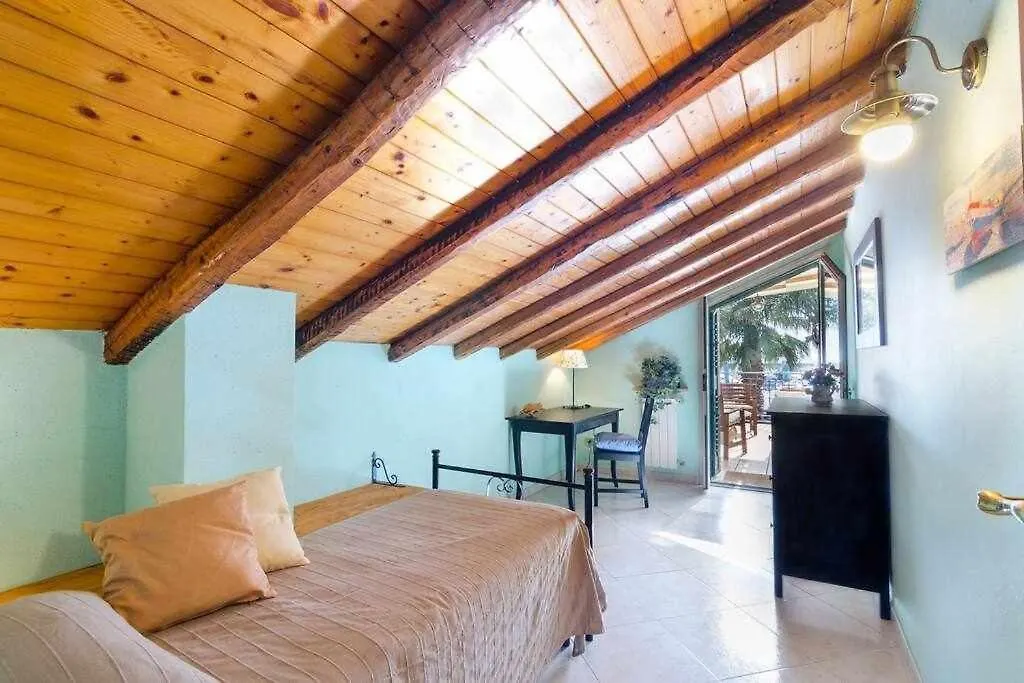 Holiday home Casa Delle Zammare Fronte Mare Centro Storico